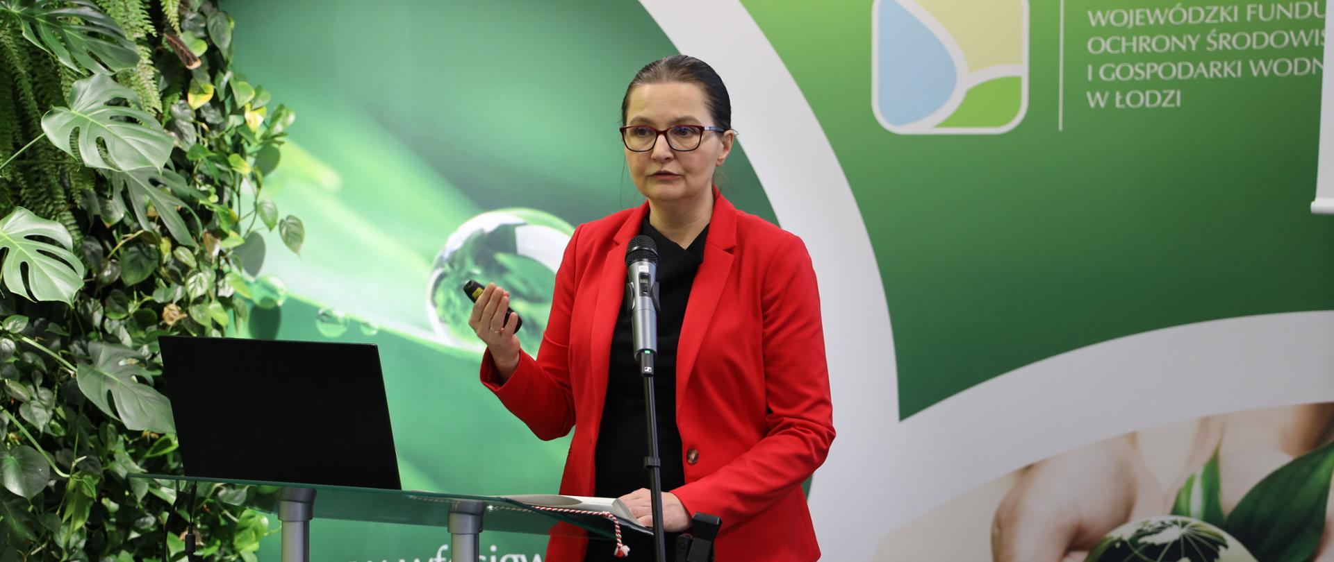 Wiceministra Anita Sowińska prezentuje program wsparcia dla samorządów na III Zielonym Forum Możliwości – #INWESTYCJE dla Jednostek Samorządu Terytorialnego w Łodzi.