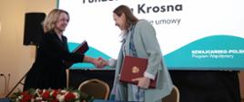 Na zdjęciu minister funduszy i polityki regionalnej Katarzyna Pełczyńska-Nałęcz w towarzystwie innych uczestników konferencji