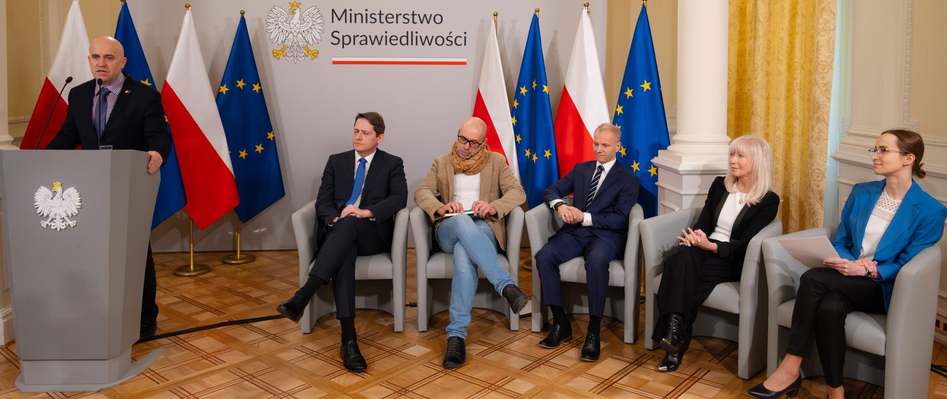Raport o edukacji prawnej w sądach: skala działań i wyzwania