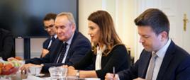 Minister Danuta Dmowska-Andrzejuk i Prezes Polskiego Komitetu Olimpijskiego Andrzej Kraśnicki