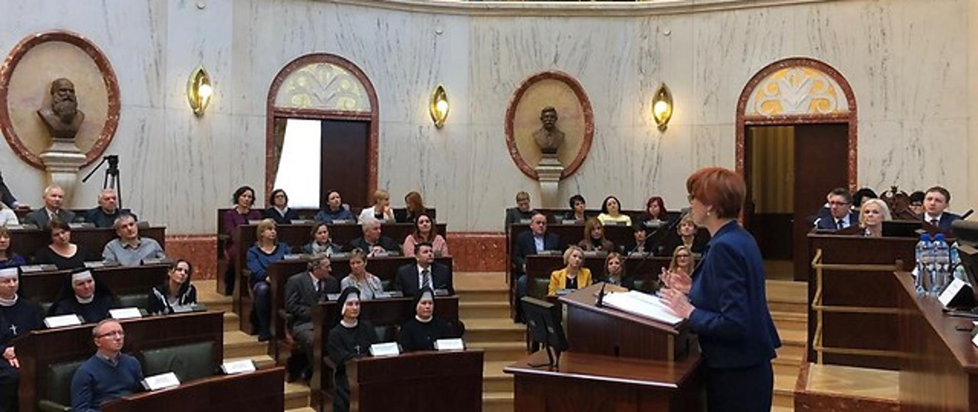 Konferencja „Rodzina w centrum uwagi” w Śląskim Urzędzie Wojewódzkim w Katowicach.