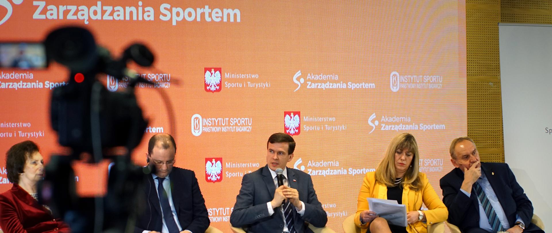 Akademia Zarządzania Sportem