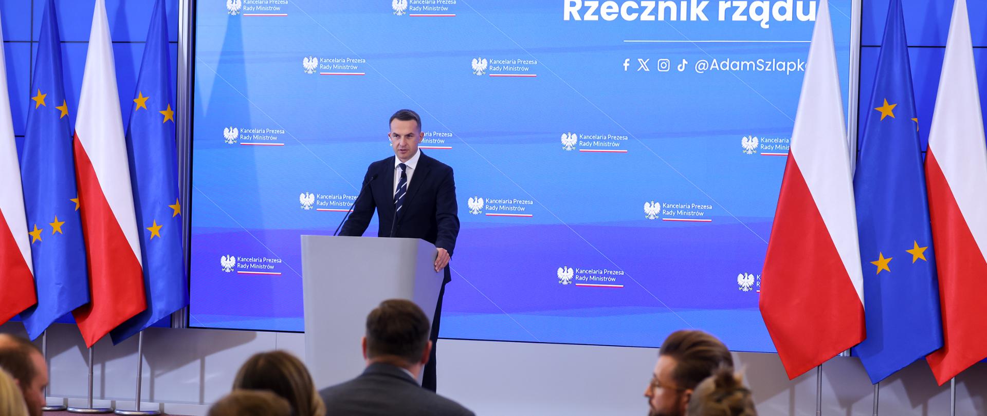 Konferencja prasowa rzecznika rządu Adama Szłapki