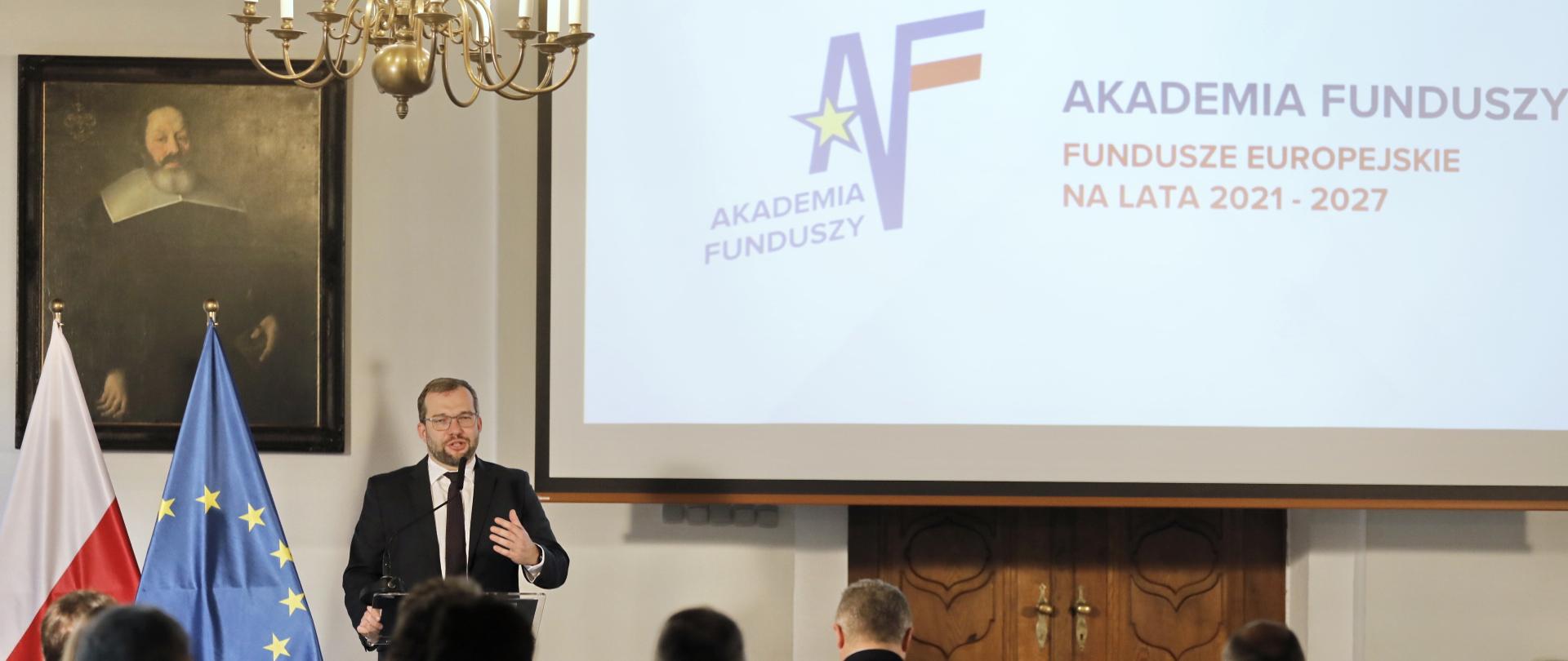 Min. G. Puda na Akademii Funduszy w Toruniu: Kujawsko-Pomorskie otrzyma 1,8 mld euro z Funduszy Europejskich 