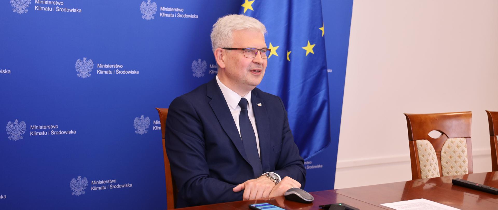Ireneusz Zyska, sekretarz stanu w Ministerstwie Klimatu i Środowiska, podczas Seminarium Naukowo-Technicznego „Projekty wodorowe w województwie podkarpackim” 