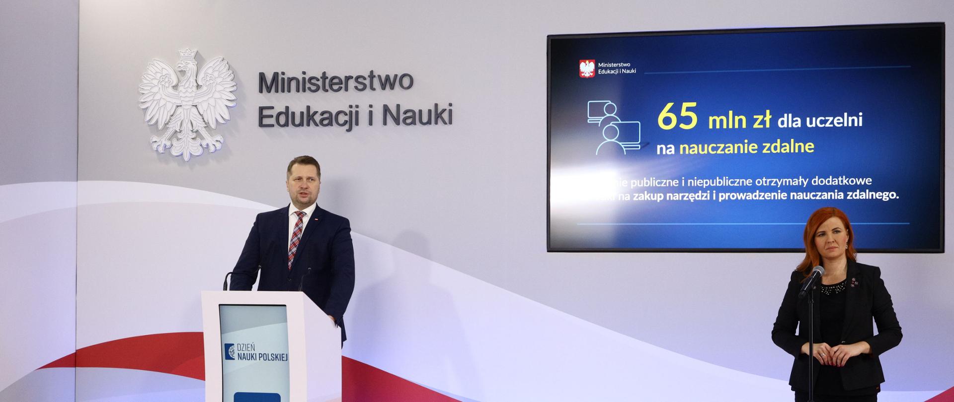 Zdjęcie z konferencji Ministra Edukacji i Nauki Przemysława Czarnka na temat: Dzień Nauki Polskiej – podsumowanie sukcesów 2020 r.