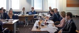 Spotkanie ministra Jerzego Kwiecińskiego z przedstawicielami sektora finansowego