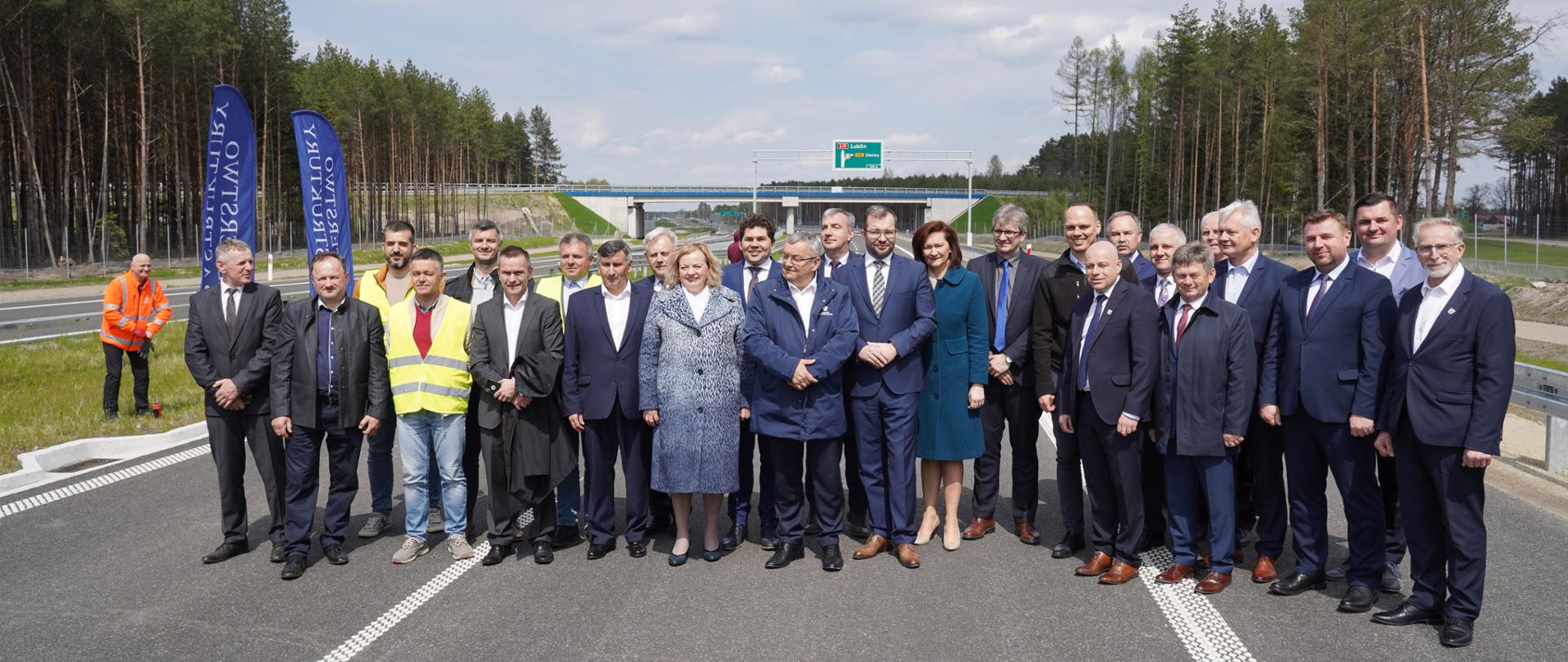 zdjęcie grupowe