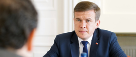 Spotkanie Ministra Witolda Bańki z Ambasadorem Hiszpanii, Francisco Javierem Sanabrią Valderramą