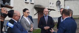 Minister Michał Kurtyka podczas konferencji w Rymaniu