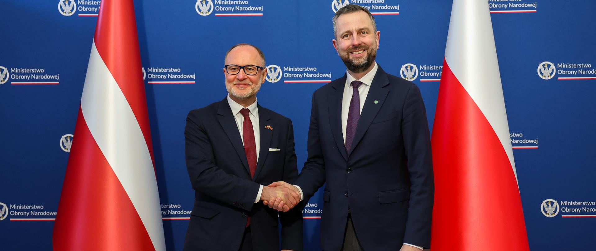 21 stycznia 2026 r. w Warszawie Władysław Kosiniak-Kamysz, wicepremier - minister obrony narodowej Polski spotkał się z Andrisem Sprūdsem, ministrem obrony Łotwy. Fot. Krzysztof Gumul/WCEO