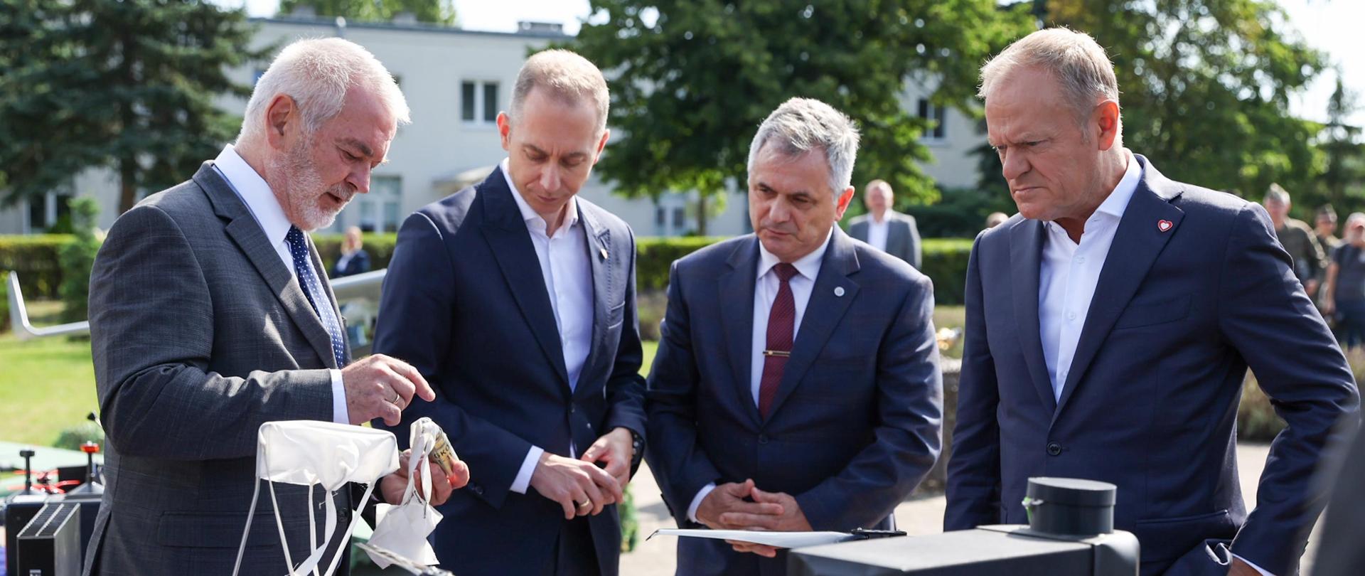 30 lipca premier Donald Tusk złożył wizytę w Instytucie Technicznym Wojsk Lotniczych. W wydarzeniu uczestniczył wiceminister Cezary Tomczyk.