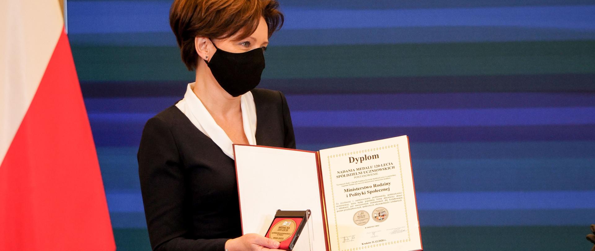 Ministerstwo dostaje Medal