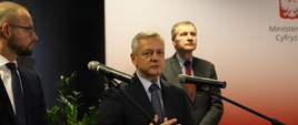 Podpisanie porozumienia z Facebook