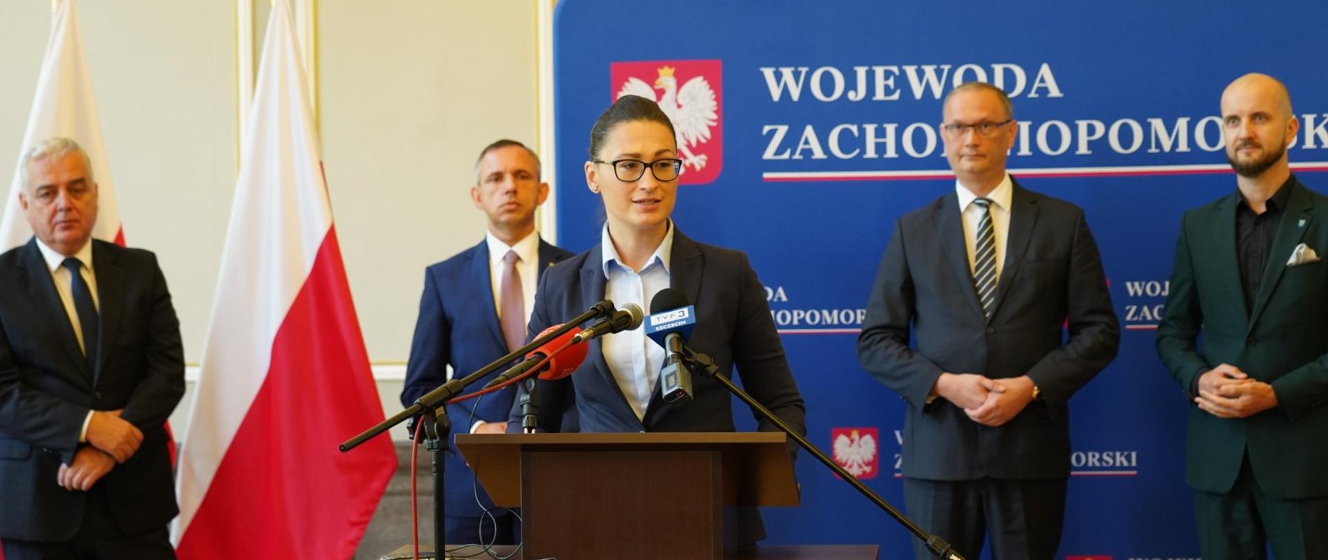 Wiceminister Małgorzata Golińska podczas konferencji prasowej