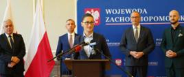Wiceminister Małgorzata Golińska podczas konferencji prasowej