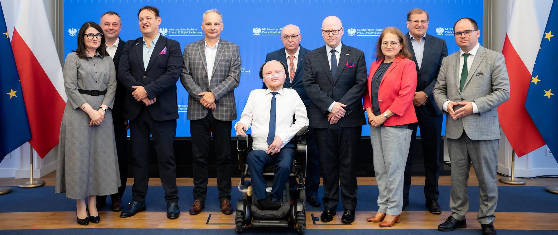 Wiceminister Łukasz Krasoń: Będzie dofinansowanie dla osób w terapii tlenem lub respiratorem

