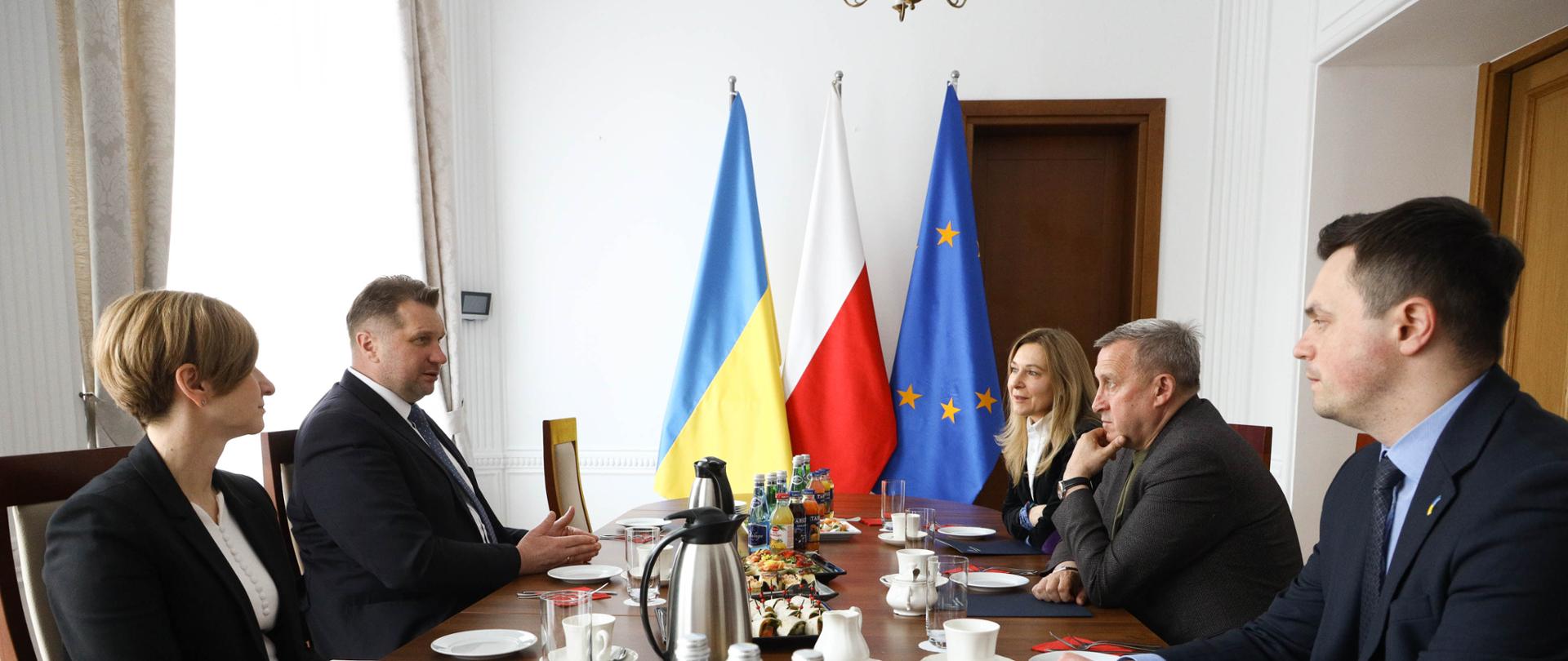 Spotkanie Ministra Edukacji i Nauki z Ambasadorem Ukrainy w Polsce