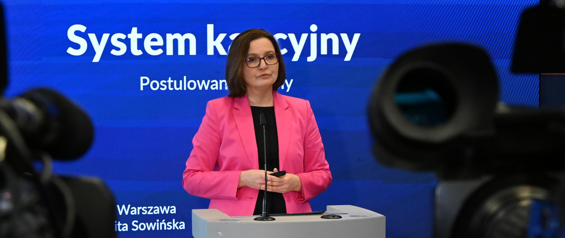 Wiceministra Anita Sowińska nt. postulowanych zmian w systemie kaucyjnym