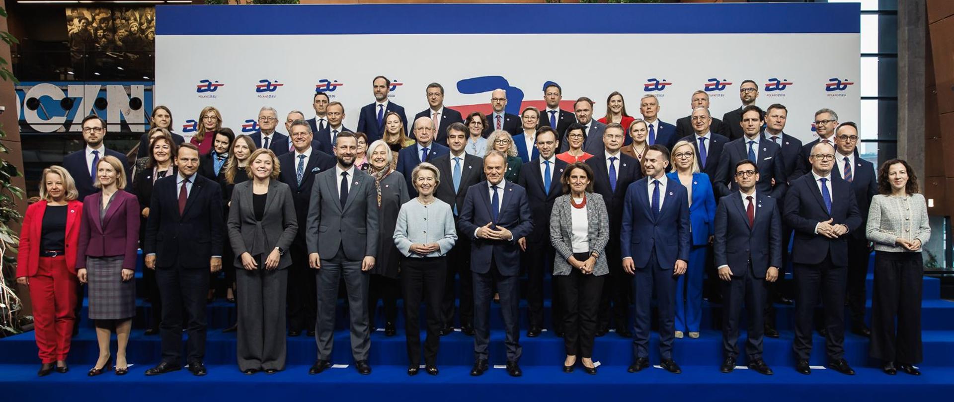 Spotkanie rządu i Kolegium Komisarzy UE w Gdańsku: polityka spójności i silne regiony to filary sukcesu UE