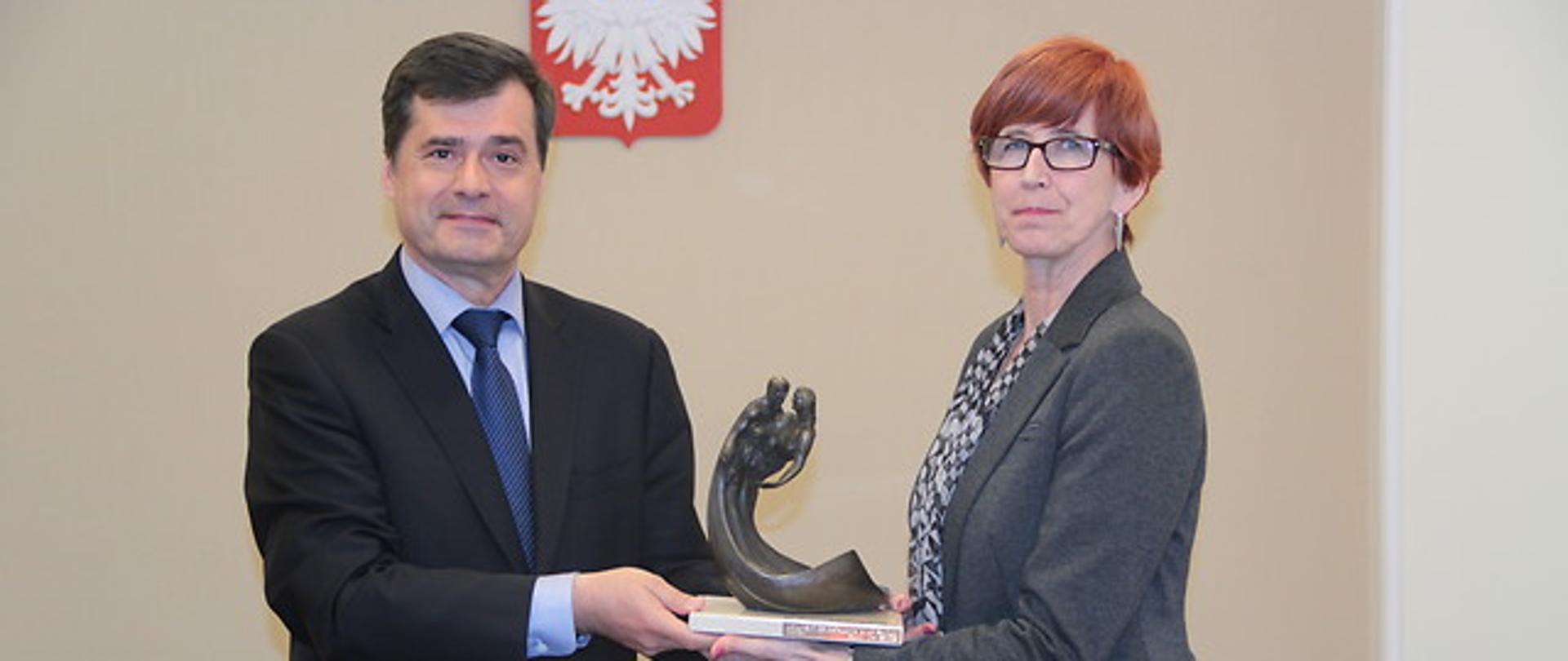 Nagroda "Walczący o rodzinę"