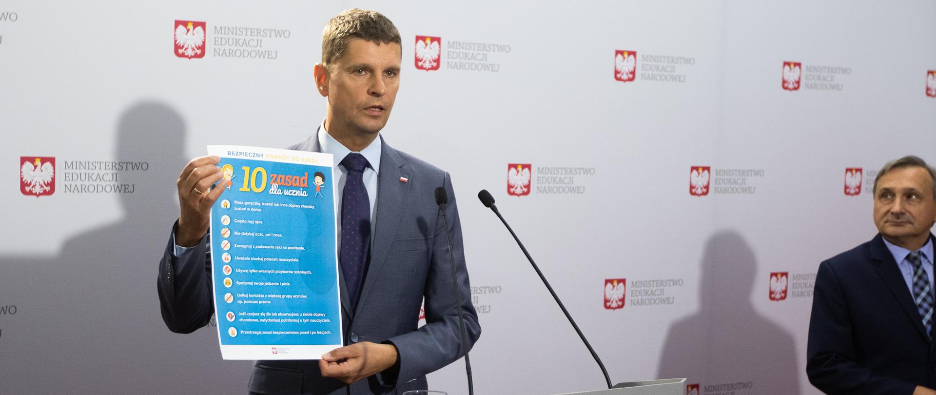 Bezpieczny powrót do szkół - konferencja prasowa 