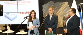 Minister Wanda Buk na konferencji prasowej