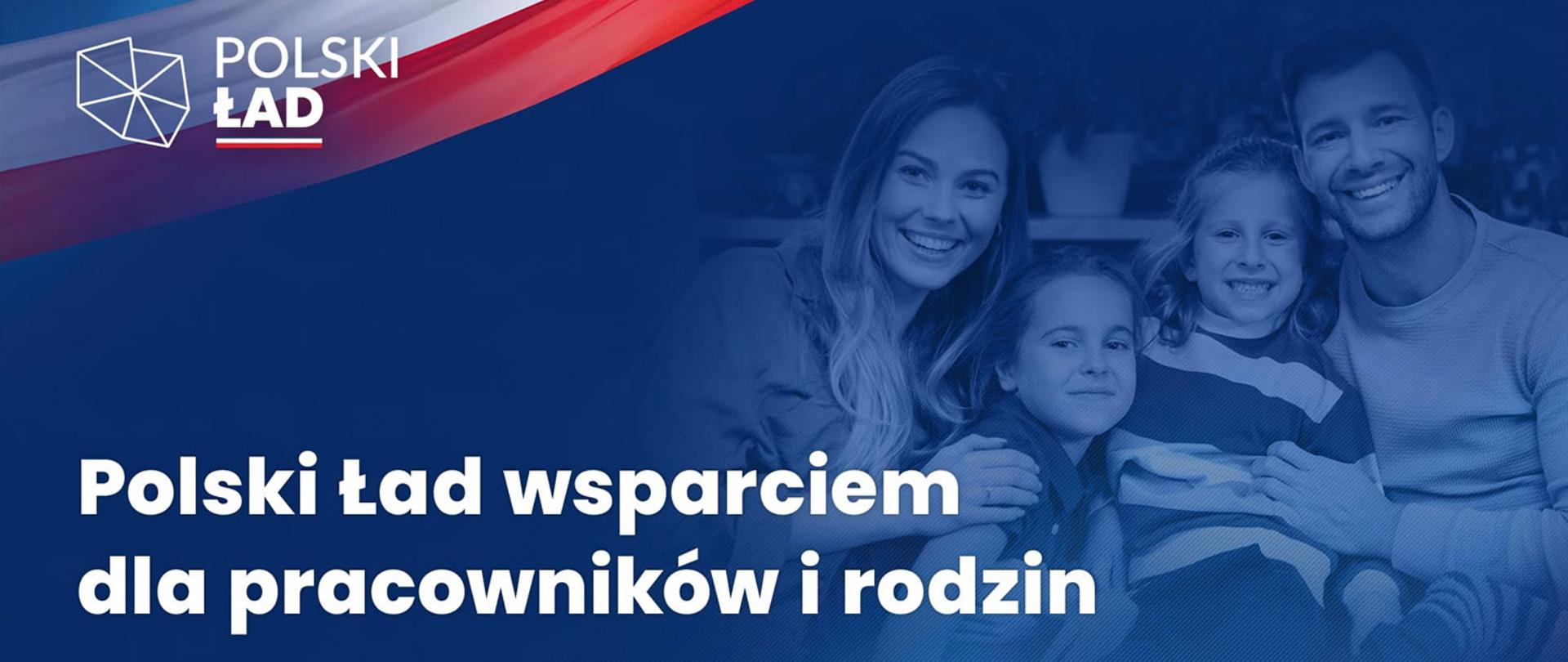 Portret rodziny mama, tata dwie córeczki. Wszyscy uśmiechnięci.