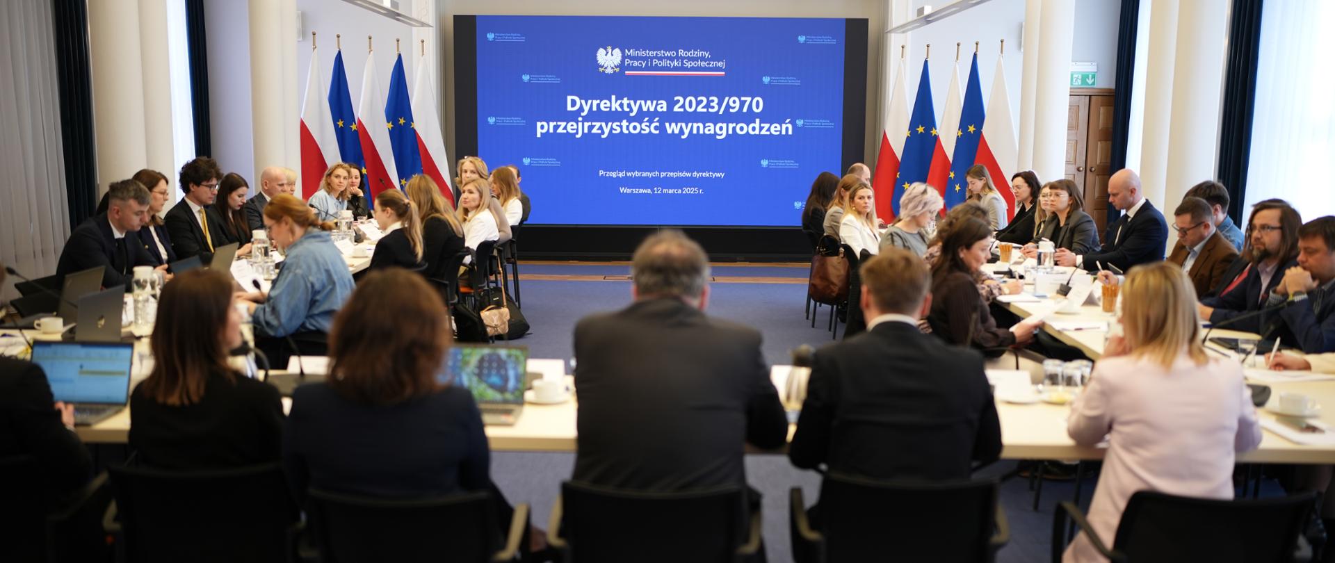 W Ministerstwie Pracy kolejne posiedzenie zespołu ds. wdrożenia dyrektywy równościowej