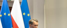 Zdjęcie z konferencji prasowej dotyczącej projektu nowelizacji ustawy refundacyjnej. 