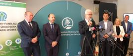 Wiceminister Ireneusz Zyska podczas konferencji prasowej. 