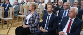 Minister zdrowia Katarzyna Sójka, wiceminister Waldemar Kraska oraz wiceminister Marcin Martyniak na "Szczycie polskiej ortopedii i traumatologii narządu ruchu"