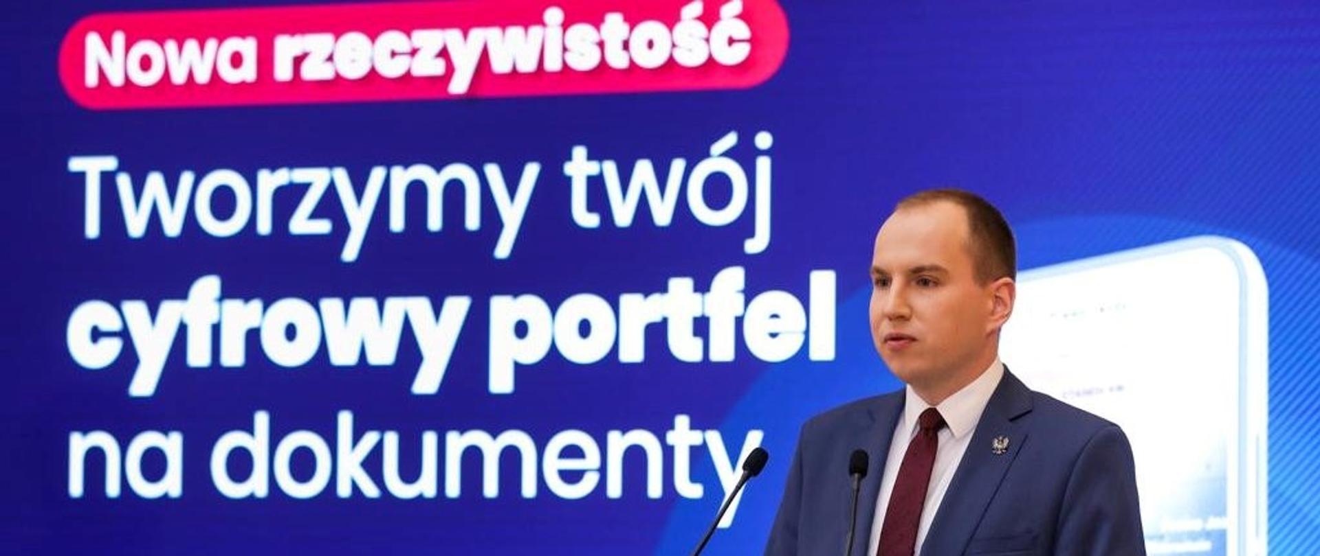 Konferencja prasowa ministra Adama Andruszkiewicza w KPRM