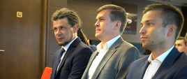 pierwszy rząd z Ministrem