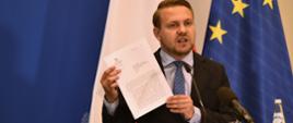 Wykryto nielegalny, transgraniczny transport odpadów do Polski z Niemiec