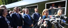 Forum Ekonomiczne w Karpaczu: pierwszy, rozkładowy przejazd pasażerski składem z lokomotywą wodorową