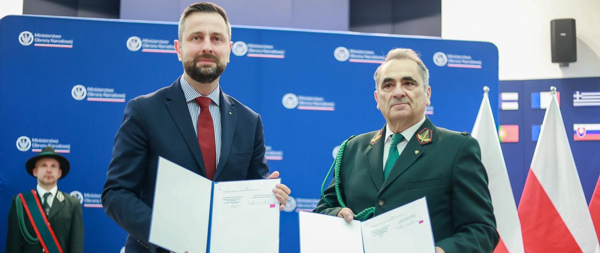 W środę 5 czerwca br. w Ministerstwie Obrony Narodowej wicepremier W. Kosiniak Kamysz podpisał porozumienie o współpracy pomiędzy Ministerstwem Obrony Narodowej a Polskim Związkiem Łowieckim. W uroczystości uczestniczyli sekretarz stanu w MON Stanisław Wziątek oraz przedstawiciele wojska i Polskiego Związku Łowieckiego.