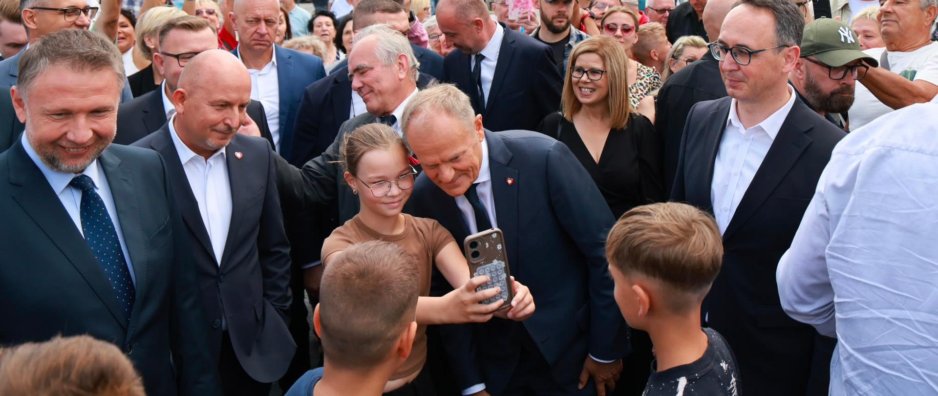 Premier Donald Tusk w Głuchołazach