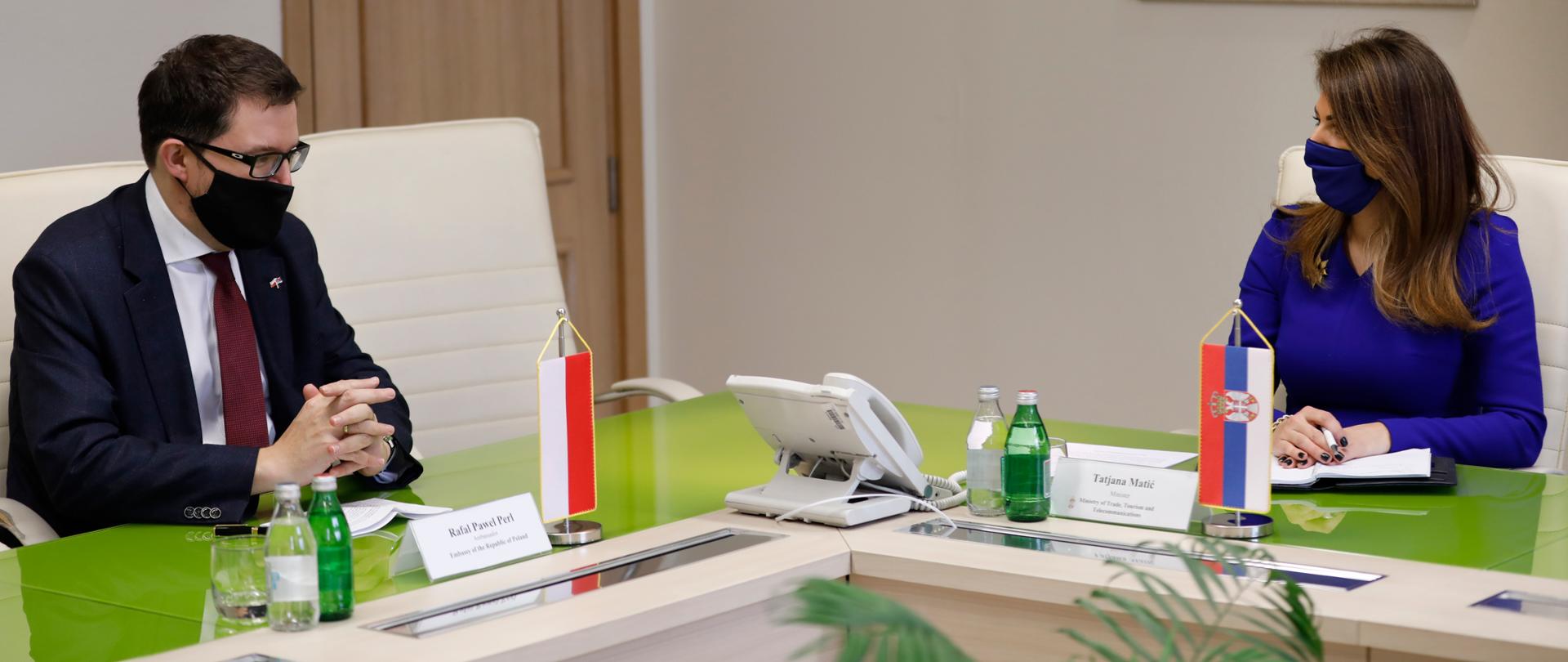 Podsumowanie polsko-serbskiej współpracy gospodarczej, handlowej i inwestycyjnej w okresie styczeń-grudzień 2020 oraz perspektywy ich rozwoju w roku 2021 były głównym tematami spotkań Ambasadora RP z Minister Gospodarki Serbii A. Atanasković oraz Minister Handlu, Turystyki
i Telekomunikacji T. Matić.
