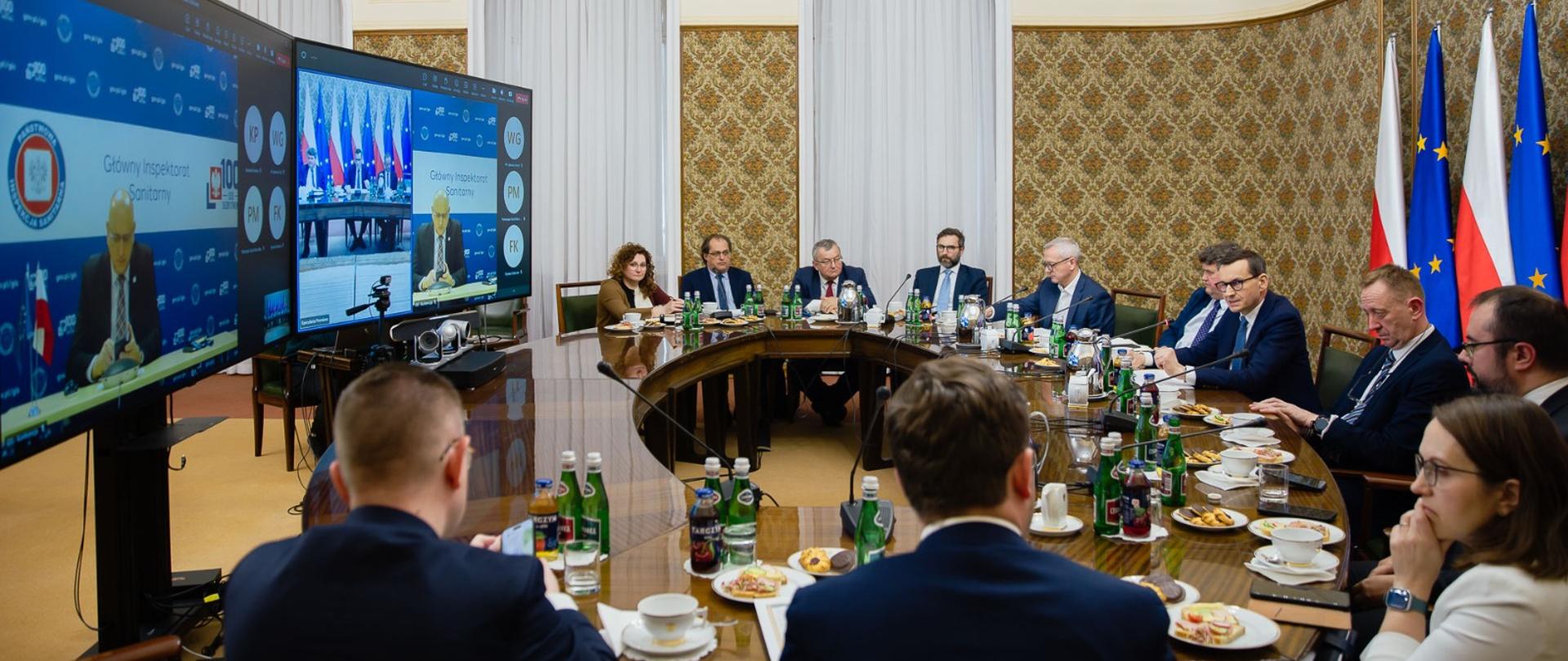 Posiedzenie rządowego sztabu rolnego 