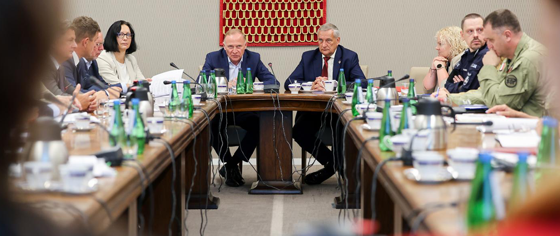 Posiedzenie Zespołu ds. poprawy warunków pełnienia służby przez funkcjonariuszy służb podległych MSWiA