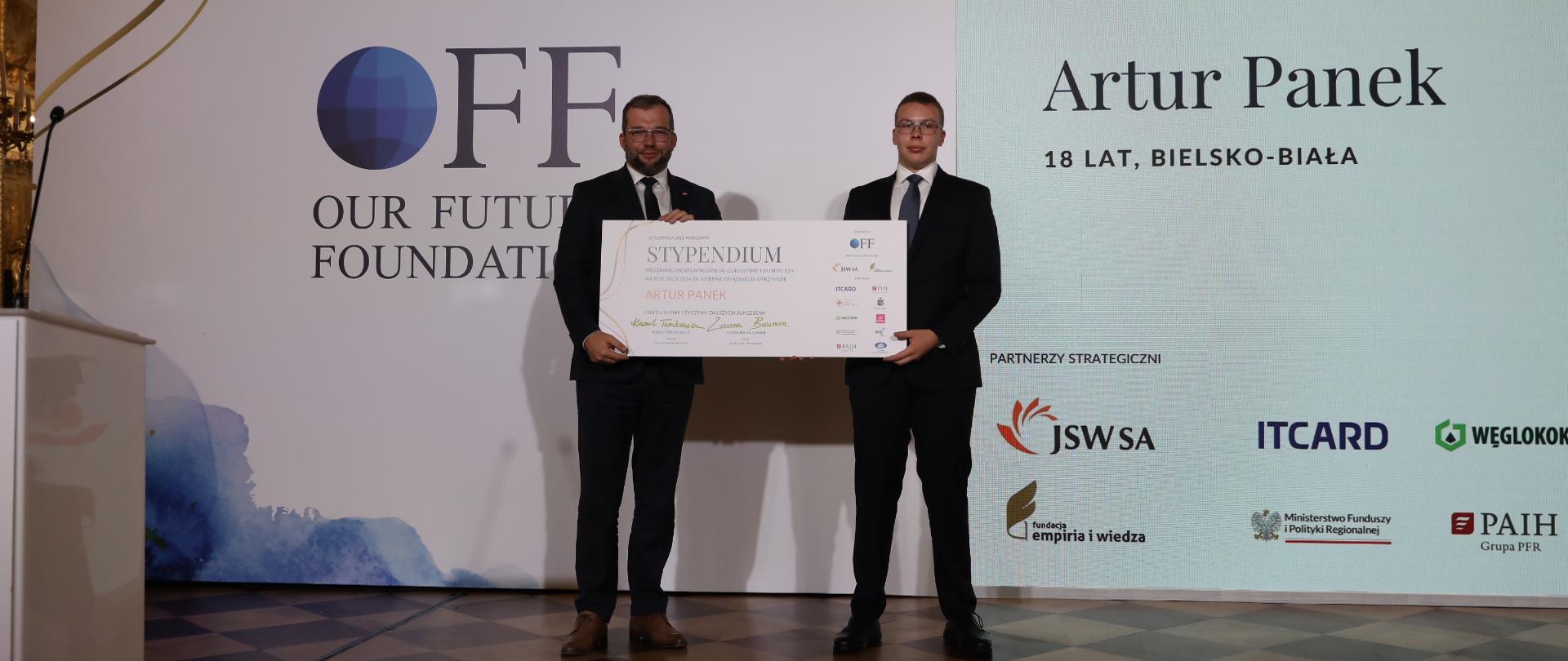 Minister Grzegorz Puda na IV Gali Laureatów Our Future Foundation