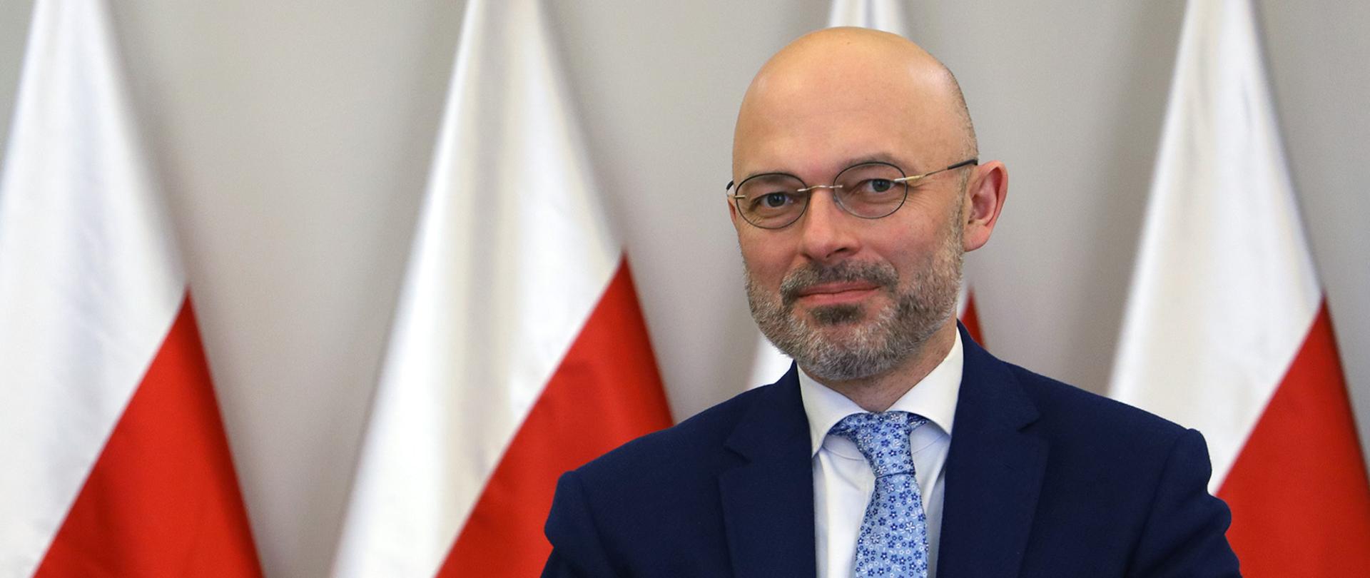 Minister Kurtyka podczas telekonferencji