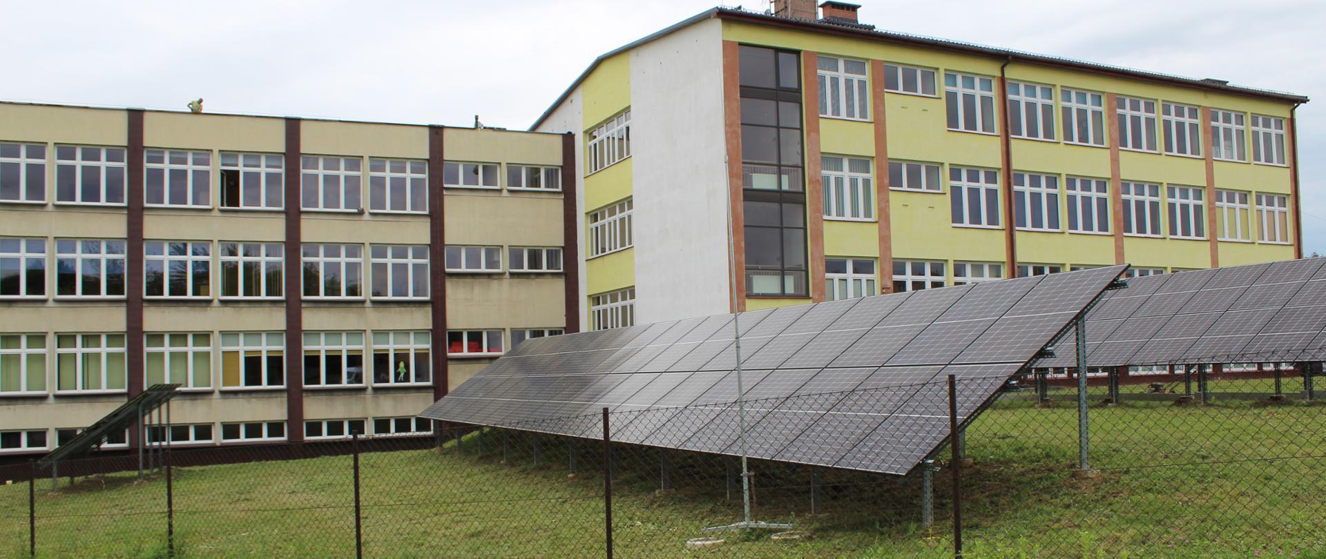 Instalacja fotowoltaiczna w szkole podstawowej nr 2 w Miechowie – projekt MF EOG
