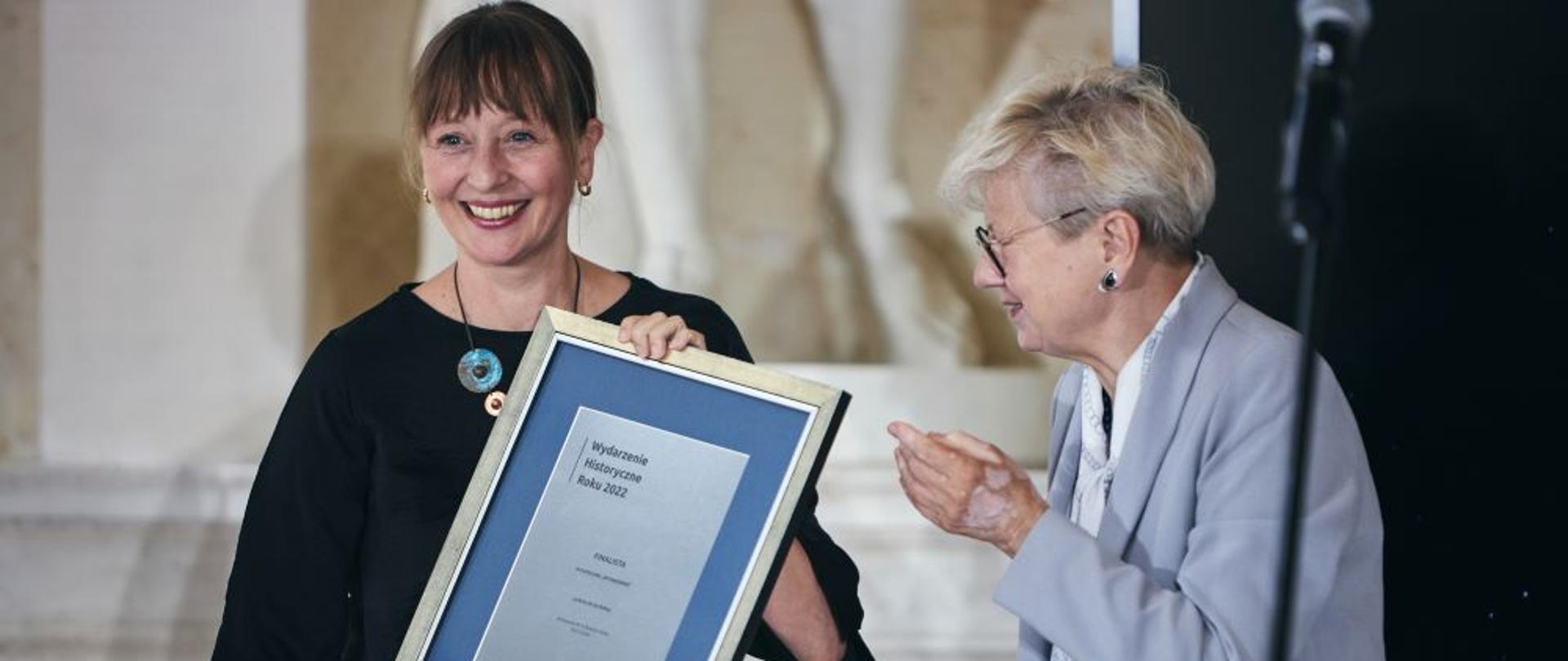 Aleksandra Piątkowska, Ambasador RP w Argentynie odebrała wyróżnienie Muzeum Historii Polski.
