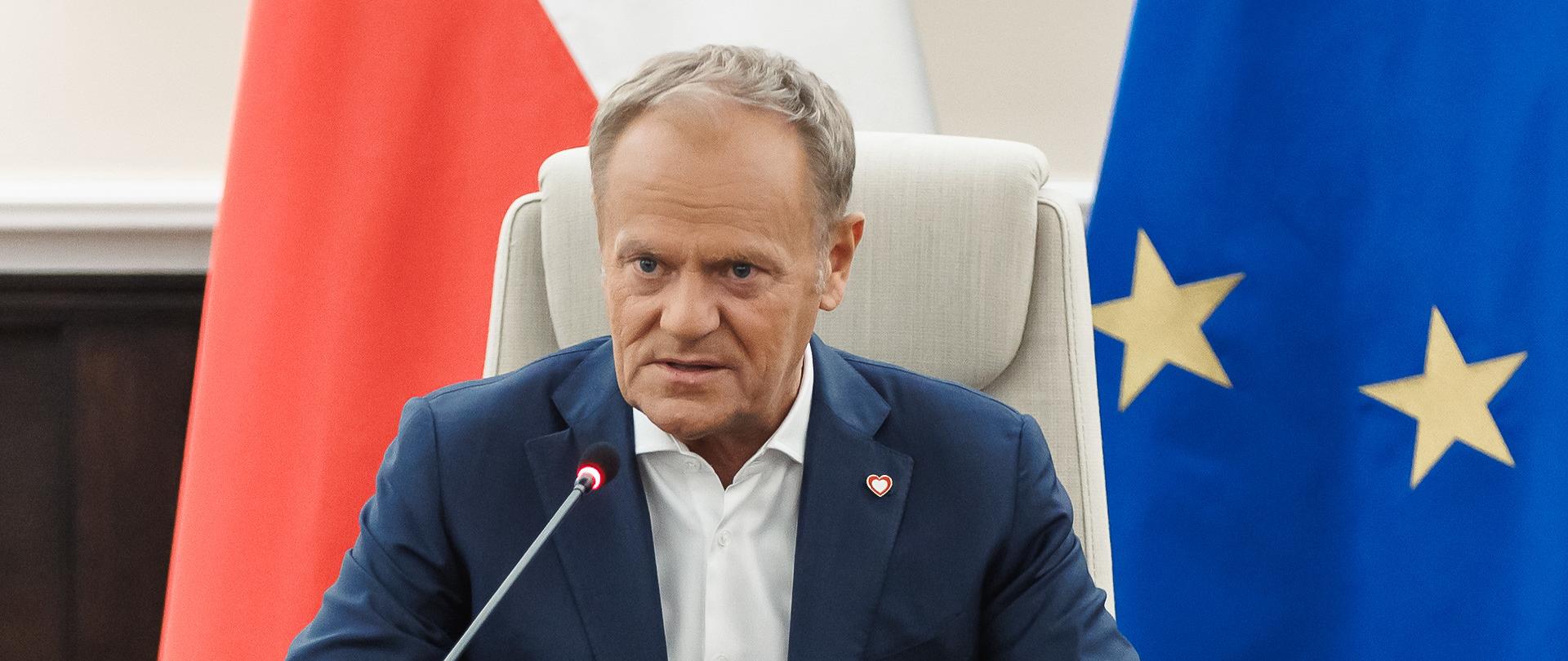 Premier Donald Tusk podczas posiedzenia Rady Ministrów