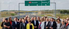 Premier Mateusz Morawiecki podczas otwarcia odcinka S11 Koszalin-Bobolice.