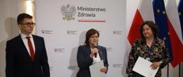 zdjęcie min. Leszczyny z konferencji prasowej nt. programu in vitro