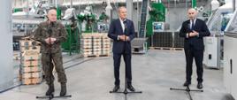 Konferencja prasowa w Mesko - Generał M. Sokołowski, Premier Donald Tusk i Prezes PGZ A. Leszkiewicz
