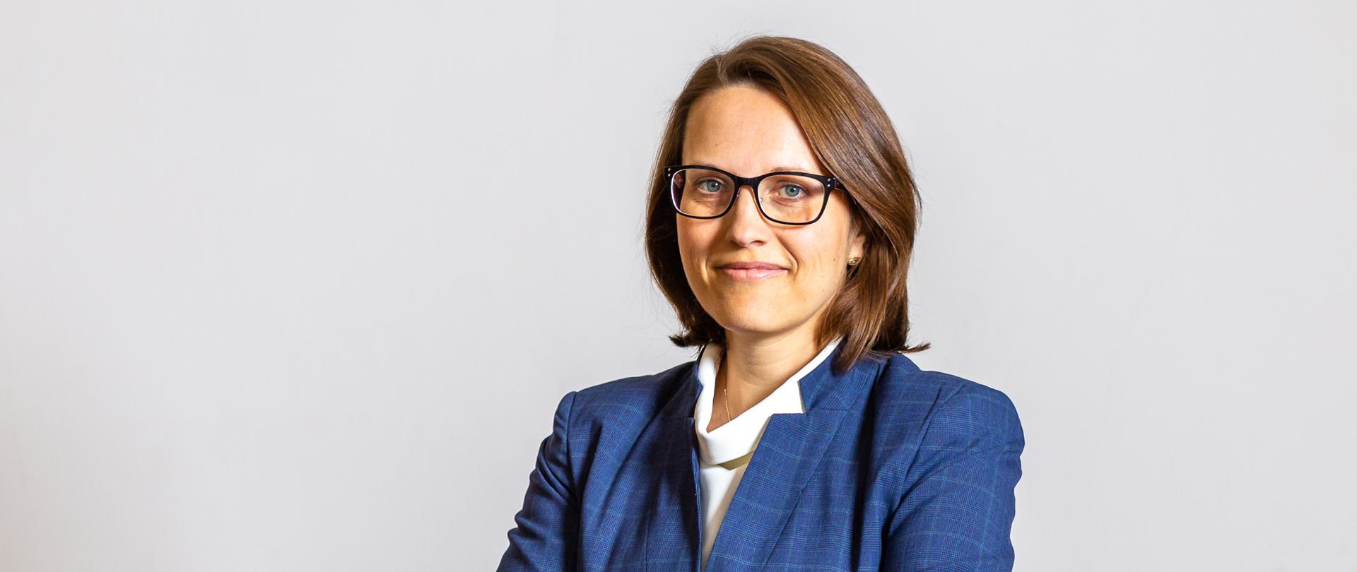 Uśmiechnięta Magdalena Rzeczkowska - Nowy Szef KAS 